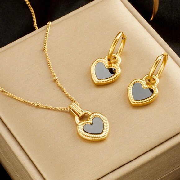 Black & White Double-Sided Heart Pendant Necklace and Earrings SET - Picture 2 of 9